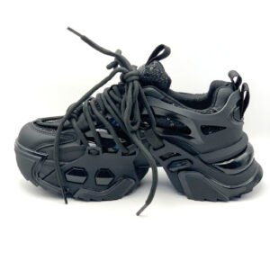 Women's Sports Shoe With Double Laces