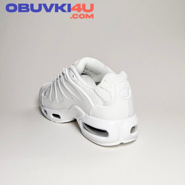 Unisex sports shoes with soft air sole - Image 5