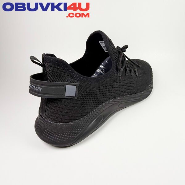 Men's Sport Shoes Battle - Image 3